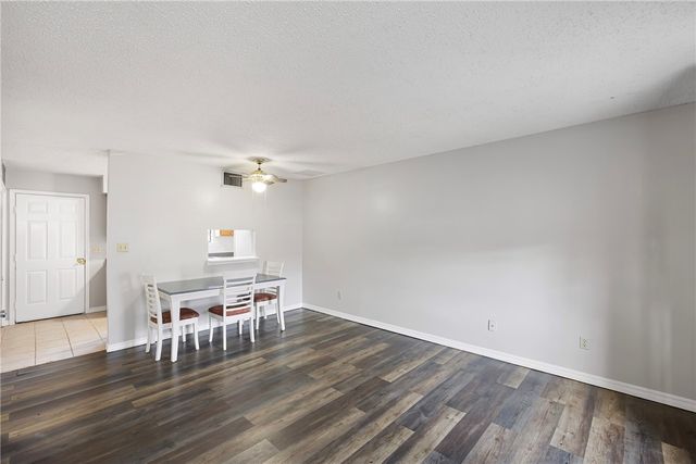 1421 N Nashville Avenue, Russellville, AR 72801