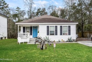 2873 Honduras Drive, Gautier, MS 39553