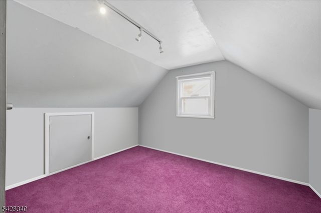 38 Wendy Rd, Woodbridge Twp., NJ 07067