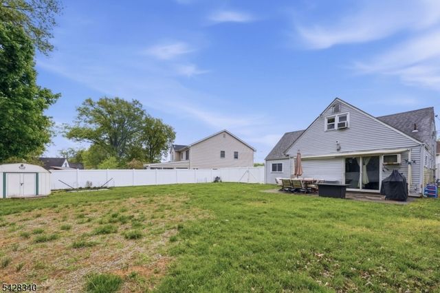 38 Wendy Rd, Woodbridge Twp., NJ 07067