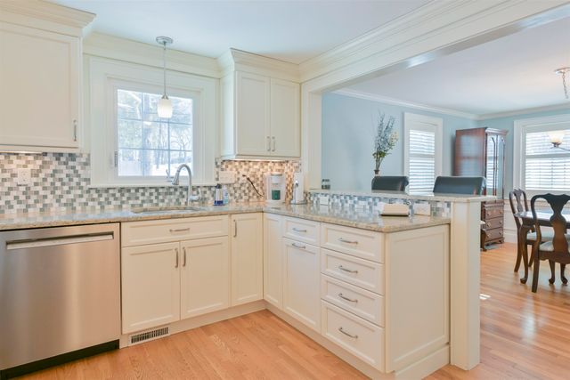 226 North Street, Manchester, NH 03104