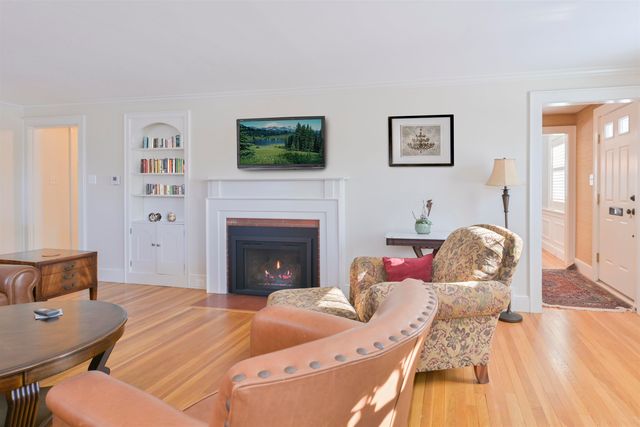 226 North Street, Manchester, NH 03104