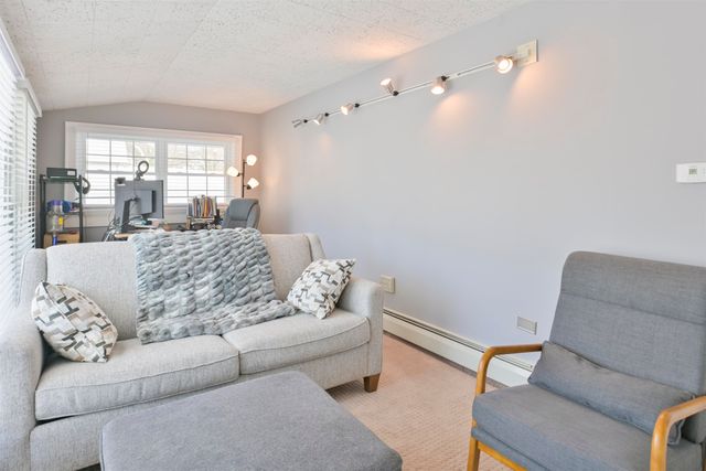 226 North Street, Manchester, NH 03104