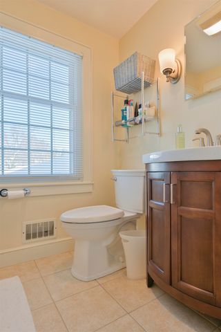 226 North Street, Manchester, NH 03104