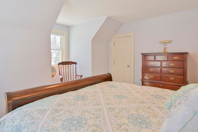 226 North Street, Manchester, NH 03104