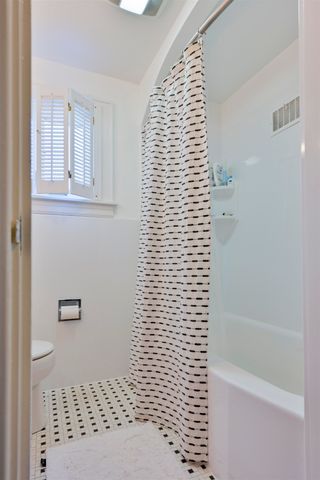 226 North Street, Manchester, NH 03104