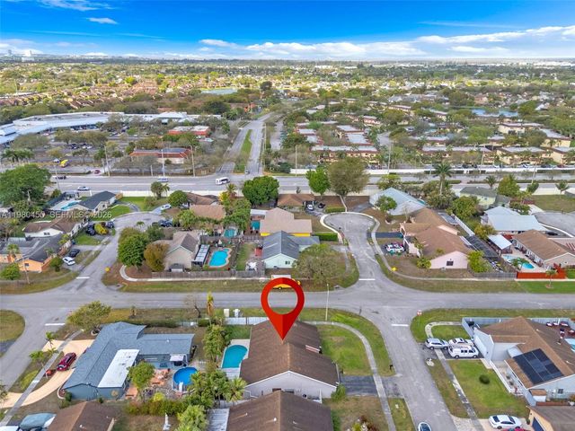 8650 NW 46th Ct, Lauderhill, FL 33351