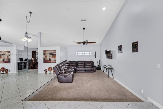 8650 NW 46th Ct, Lauderhill, FL 33351