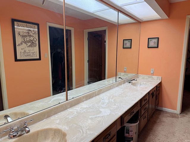 550 S State Road 59, Linton, IN 47441