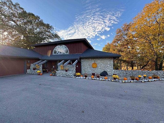 550 S State Road 59, Linton, IN 47441