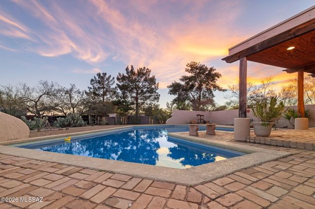 1641 W Chapala Drive, Tucson, AZ 85704