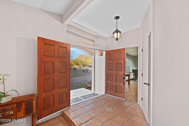 1641 W Chapala Drive, Tucson, AZ 85704