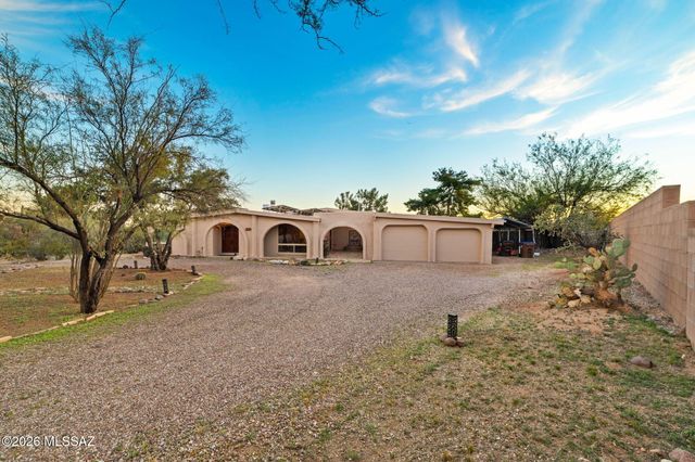 1641 W Chapala Drive, Tucson, AZ 85704