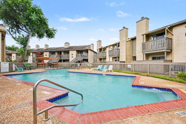 1900 Bay Area Blvd Boulevard 123 C, Houston, TX 77058