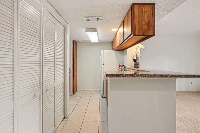 1900 Bay Area Blvd Boulevard 123 C, Houston, TX 77058