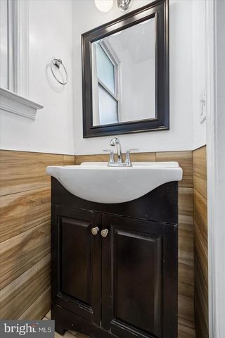 524 ORCHARD AVE, Lansdowne, PA 19050