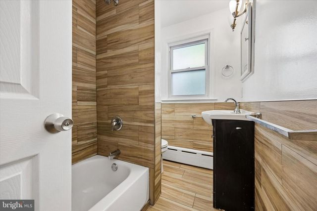 524 ORCHARD AVE, Lansdowne, PA 19050