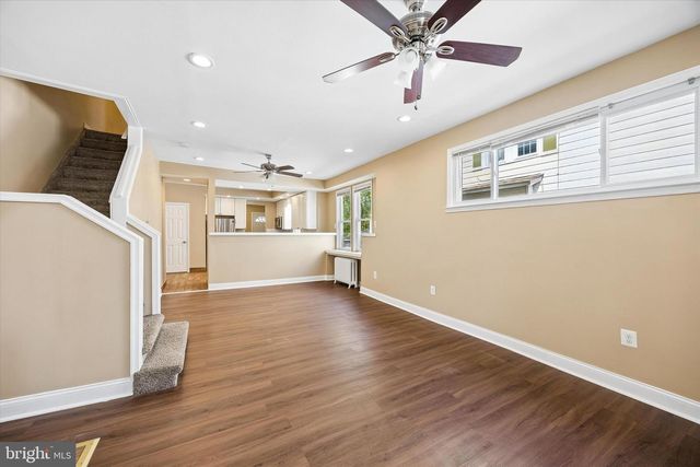 524 ORCHARD AVE, Lansdowne, PA 19050