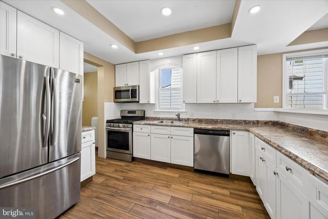 524 ORCHARD AVE, Lansdowne, PA 19050