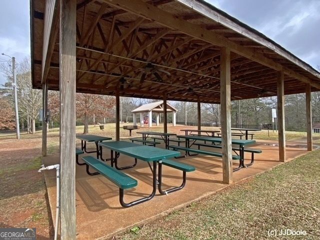 21 Smith Street, Grantville, GA 30220