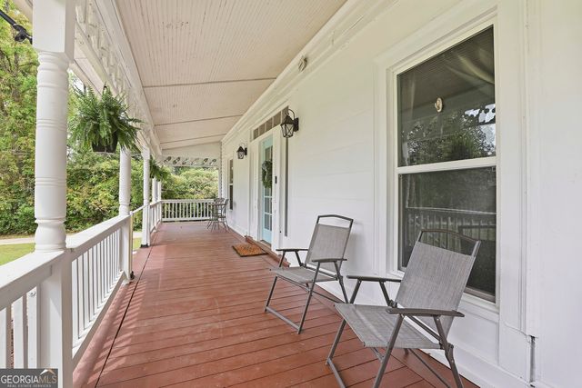 21 Smith Street, Grantville, GA 30220
