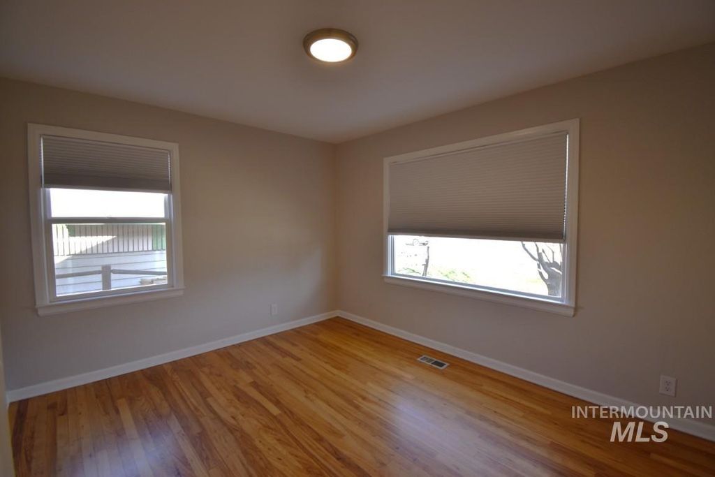 1327 S Leadville Ave, Boise, ID 83706 photo 17