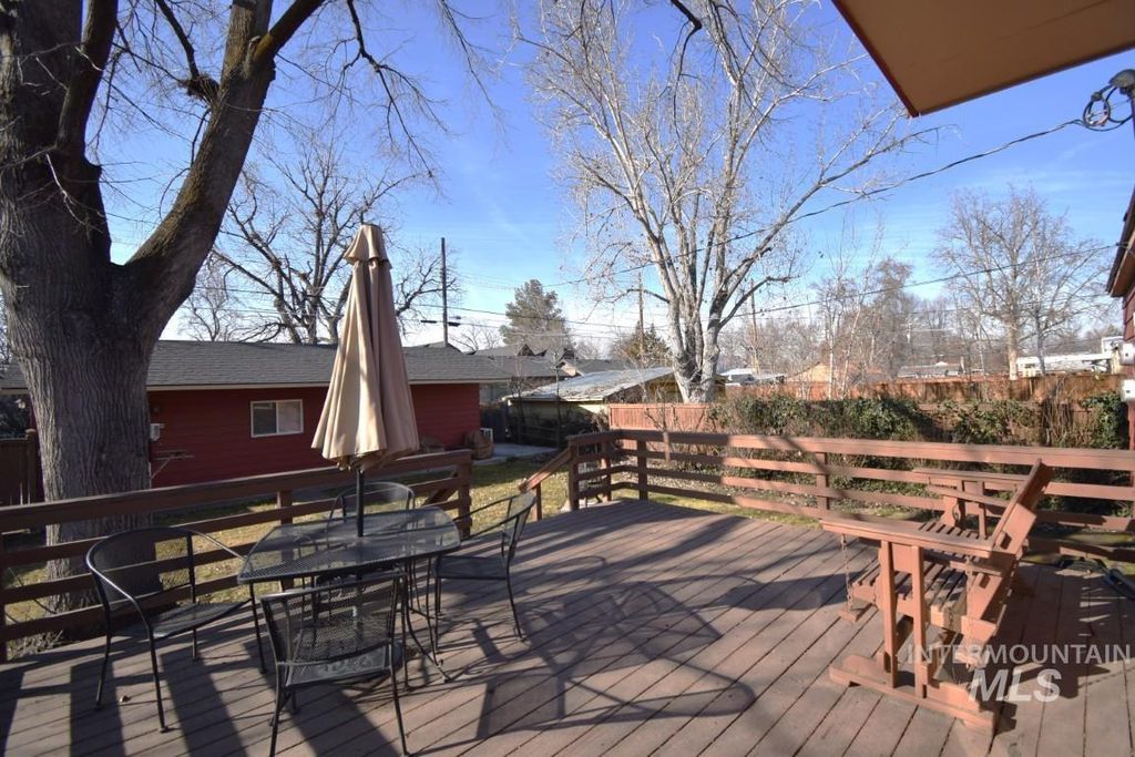 1327 S Leadville Ave, Boise, ID 83706 photo 18