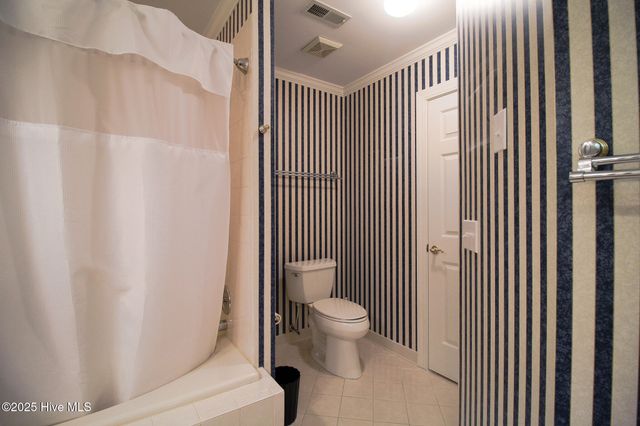2616 Brookridge Circle, Greenville, NC 27858