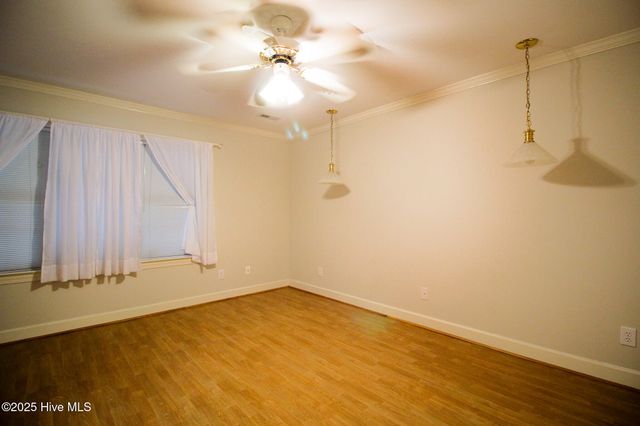 2616 Brookridge Circle, Greenville, NC 27858