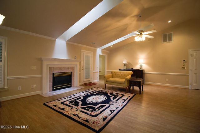 2616 Brookridge Circle, Greenville, NC 27858