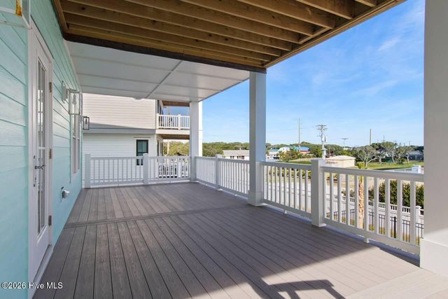 109 Ocean Bluff Drive, Atlantic Beach, NC 28512