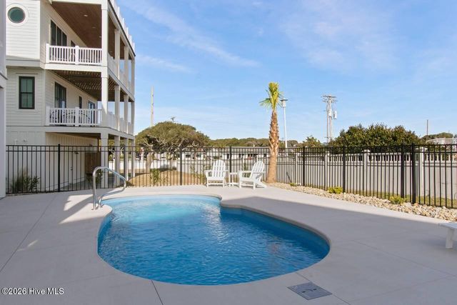 109 Ocean Bluff Drive, Atlantic Beach, NC 28512