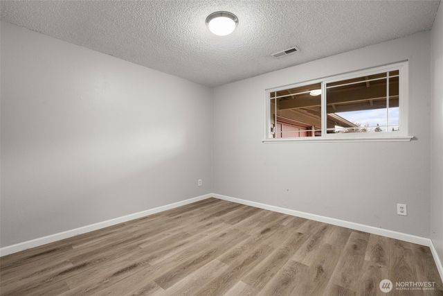 1209 Dundee Drive, Cosmopolis, WA 98537