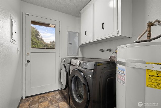 1209 Dundee Drive, Cosmopolis, WA 98537