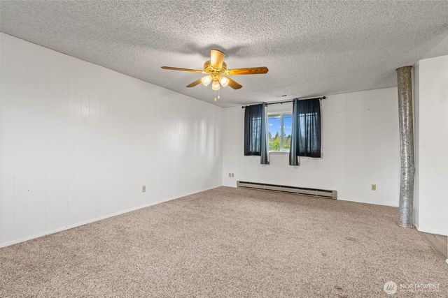 1209 Dundee Drive, Cosmopolis, WA 98537