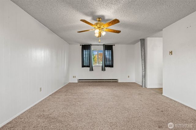 1209 Dundee Drive, Cosmopolis, WA 98537