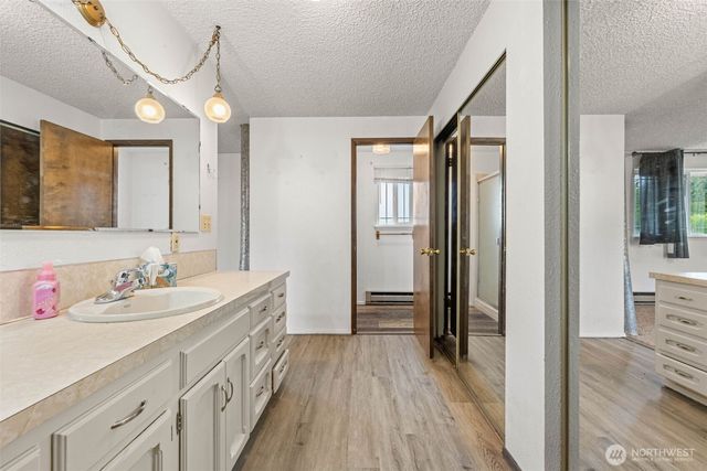 1209 Dundee Drive, Cosmopolis, WA 98537