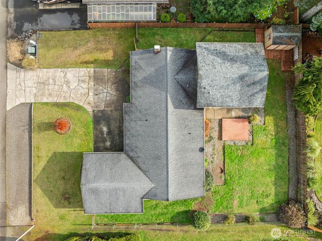 1209 Dundee Drive, Cosmopolis, WA 98537