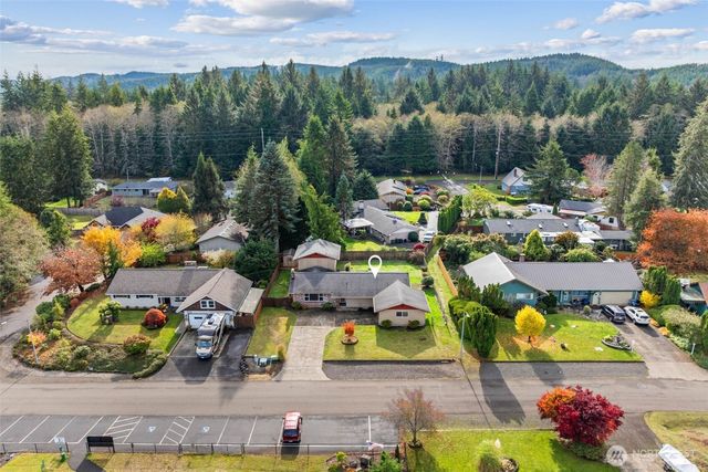 1209 Dundee Drive, Cosmopolis, WA 98537