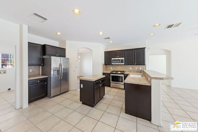 2885 E Sandia Road, Palm Springs, CA 92262