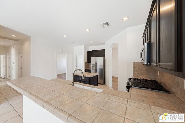 2885 E Sandia Road, Palm Springs, CA 92262