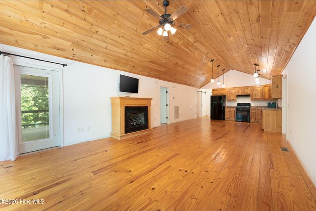 167 Brasstown View, Brasstown, NC 28902