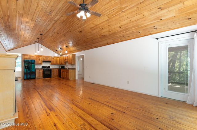 167 Brasstown View, Brasstown, NC 28902