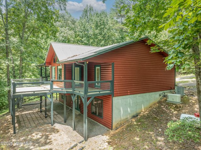 167 Brasstown View, Brasstown, NC 28902
