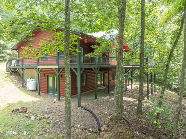 167 Brasstown View, Brasstown, NC 28902
