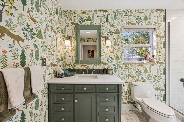 913 LA SALLE AVENUE, Orlando, FL 32803