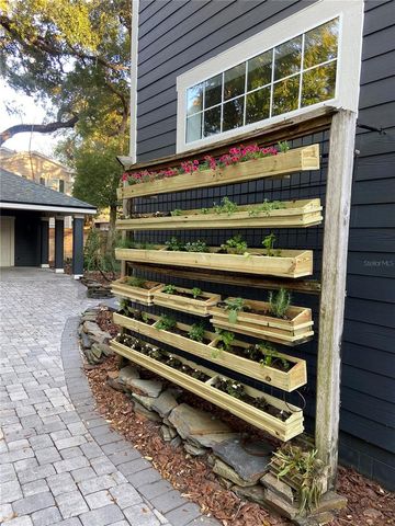 913 LA SALLE AVENUE, Orlando, FL 32803