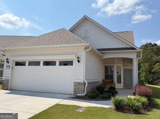 5687 Villa Crest Drive, Hoschton, GA 30548