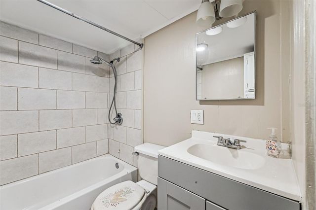 1116 NE 19TH STREET, Ocala, FL 34470