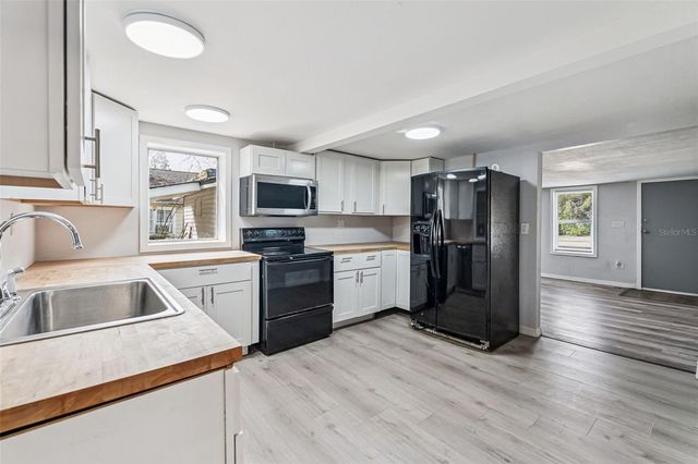 1116 NE 19TH STREET, Ocala, FL 34470